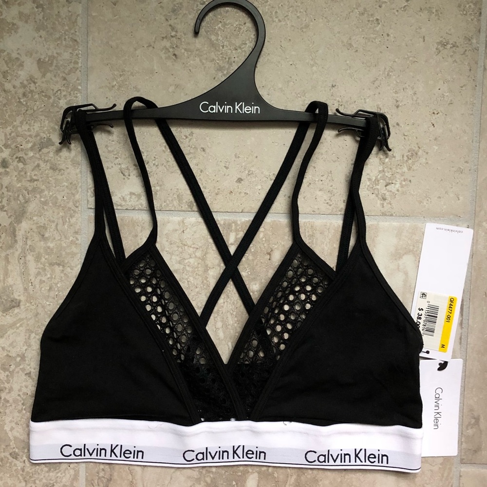 🖤Calvin Klein Set 🖤Bra size-M & Bottom Size -L🖤 - Picture 4 of 7